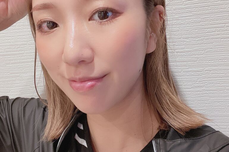 おでこ
